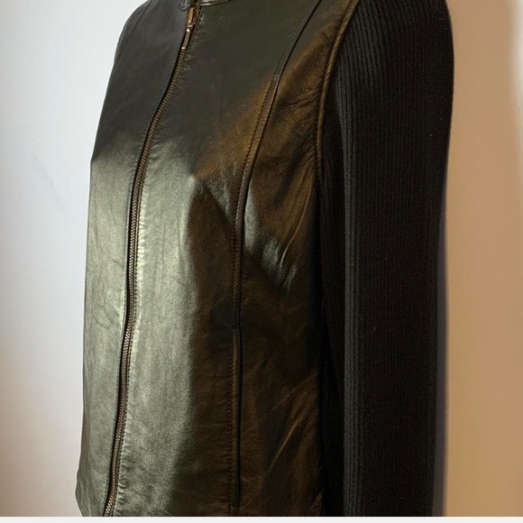 Jaclyn Smith Black Leather front Jacket with Knit Sleeves back circle neck M - Picture 4 of 5